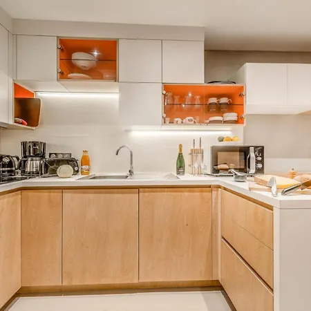 Apart-hotel 2100 B - 2 Pieces 4 Entierement Renove 3 Mae-3387